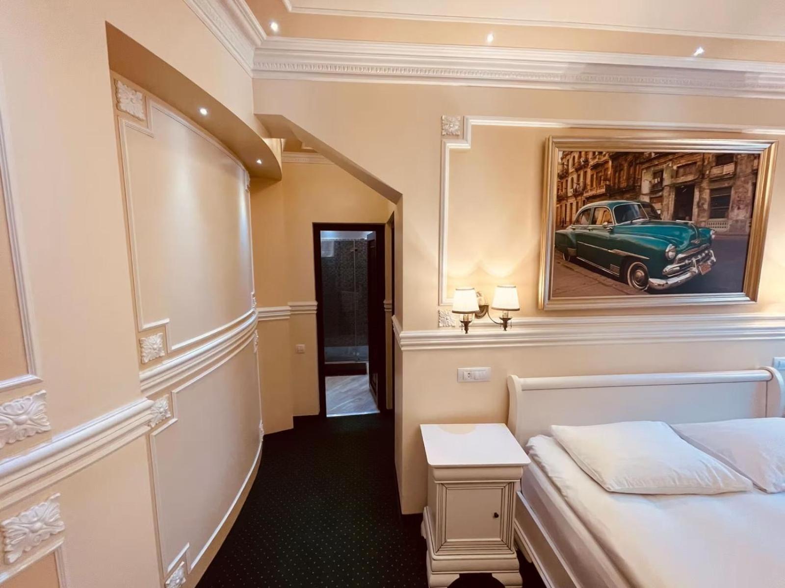 Hotel Parc Tecuci Екстериор снимка